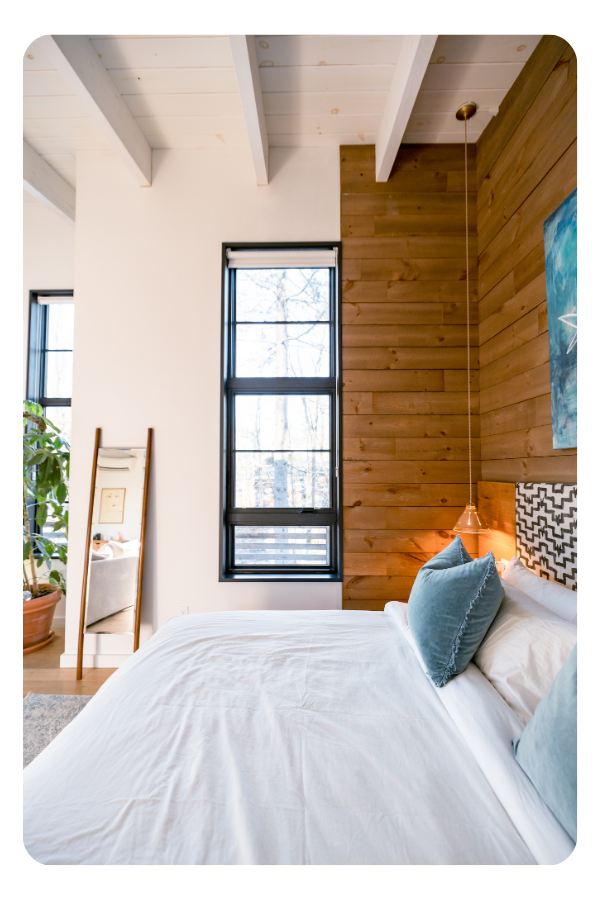 A bedroom in an short term let property
